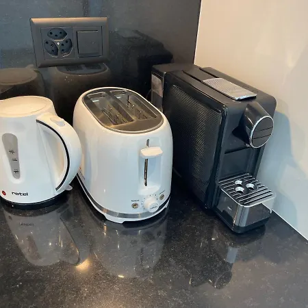 , Free Parking Apartment