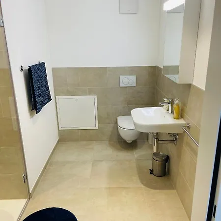 , Free Parking Локарно