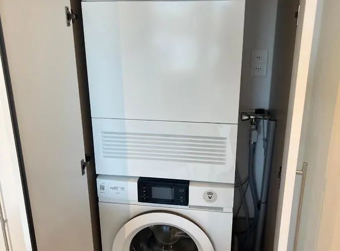 , Free Parking Apartment *